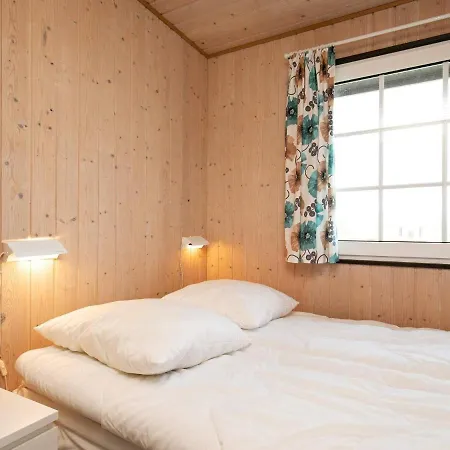Cosy Holiday Home In Ringk Bing With Terrace 別荘 リンケビング